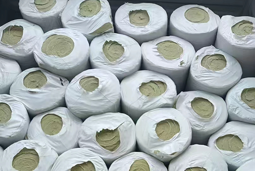 Wire mesh rock wool roll felt